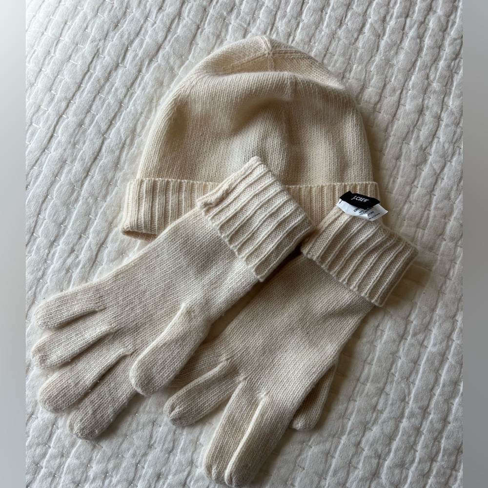 Cream J Crew Hat & Gloves (+Bonus Set)